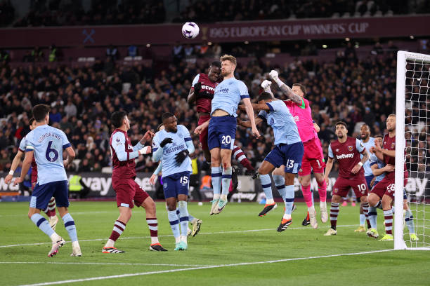 的比赛中迎 的比赛中迎